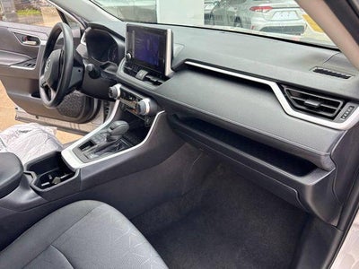 2025 Toyota RAV4 XLE AWD