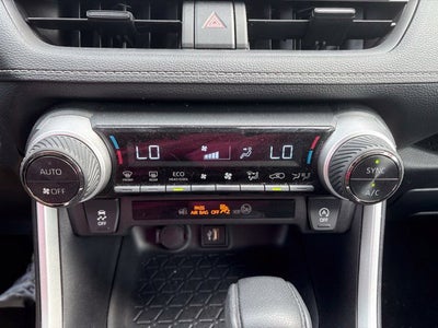 2025 Toyota RAV4 XLE AWD