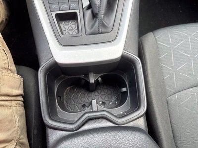 2025 Toyota RAV4 XLE AWD