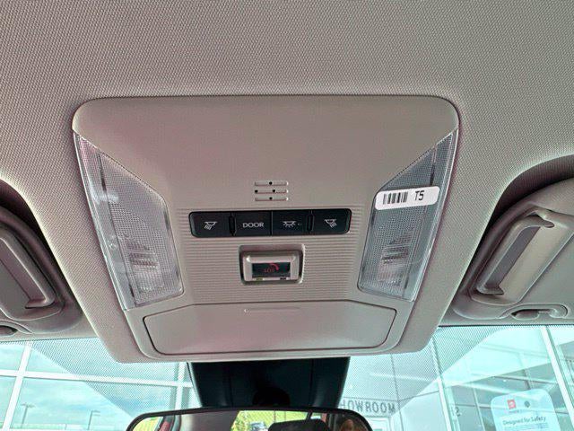 2025 Toyota RAV4 XLE AWD