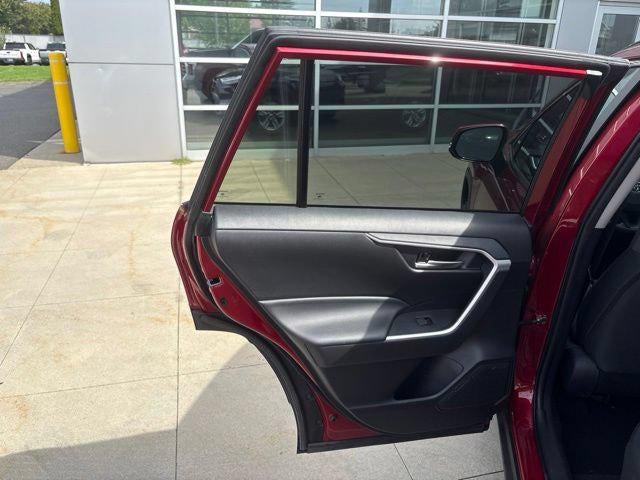 2025 Toyota RAV4 XLE AWD