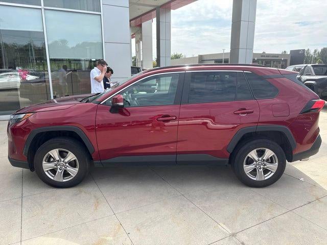 2025 Toyota RAV4 XLE AWD