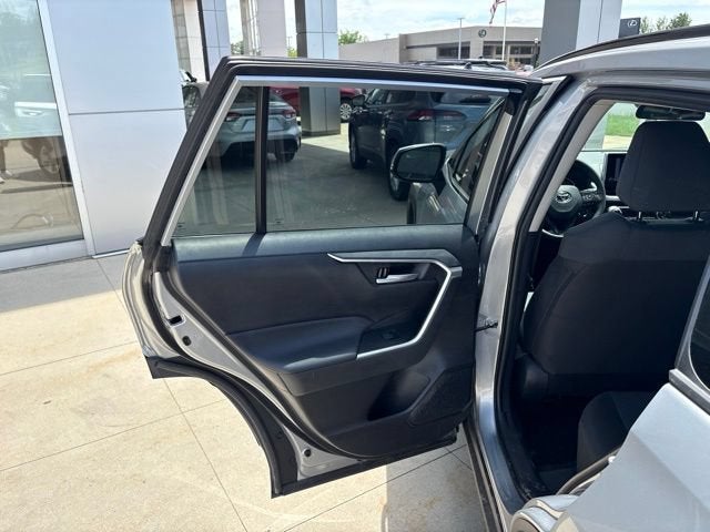 2025 Toyota RAV4 XLE AWD