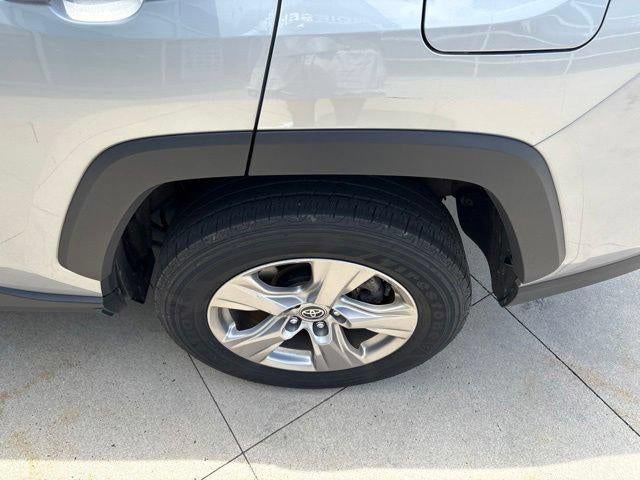2025 Toyota RAV4 XLE AWD