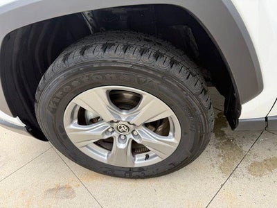 2025 Toyota RAV4 XLE AWD
