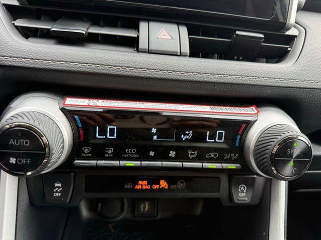 2025 Toyota RAV4 XLE AWD