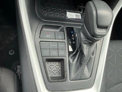 2025 Toyota RAV4 XLE AWD