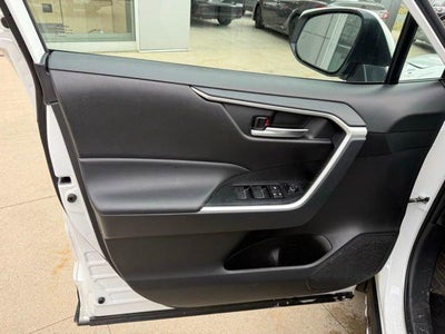 2025 Toyota RAV4 XLE AWD