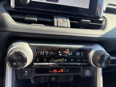 2025 Toyota RAV4 XLE AWD