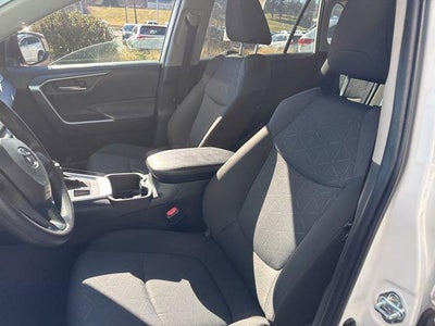 2025 Toyota RAV4 XLE AWD