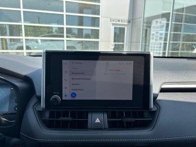 2024 Toyota RAV4 XLE AWD