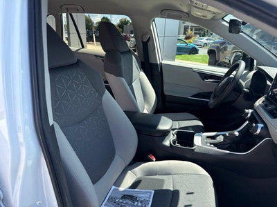 2024 Toyota RAV4 XLE AWD