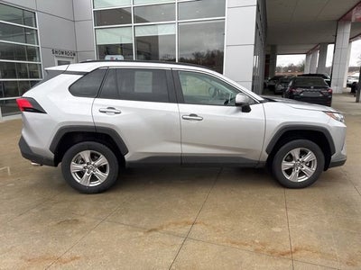 2025 Toyota RAV4 XLE AWD
