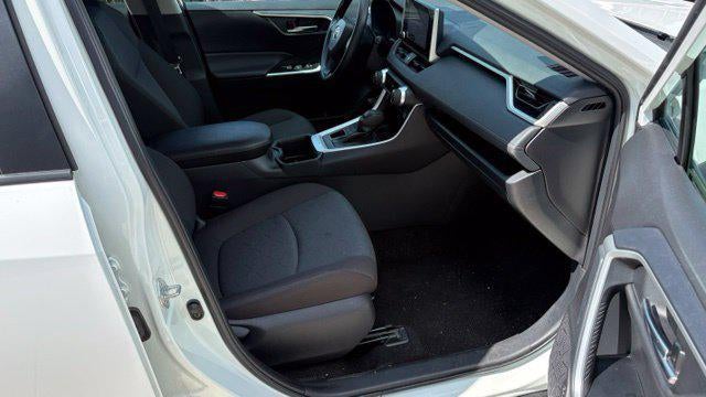 2025 Toyota RAV4 XLE AWD
