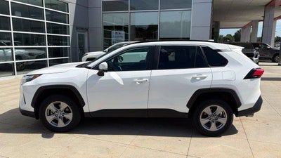 2025 Toyota RAV4 XLE AWD