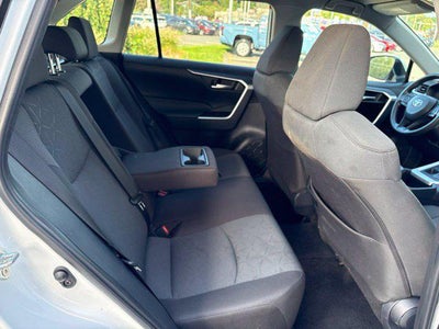2025 Toyota RAV4 XLE AWD