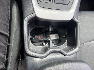 2025 Toyota RAV4 XLE AWD
