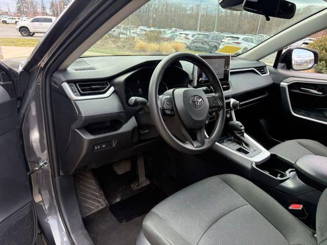2025 Toyota RAV4 XLE AWD
