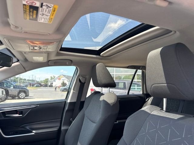 2021 Toyota RAV4 Hybrid Hybrid XLE AWD