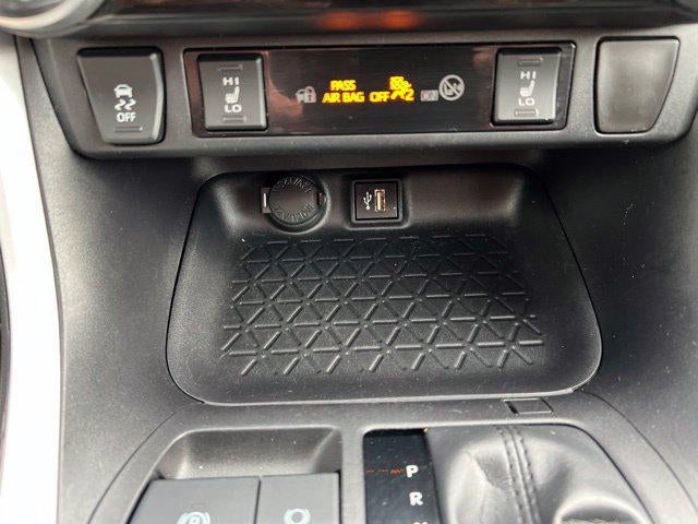 2024 Toyota RAV4 Hybrid Hybrid XLE AWD