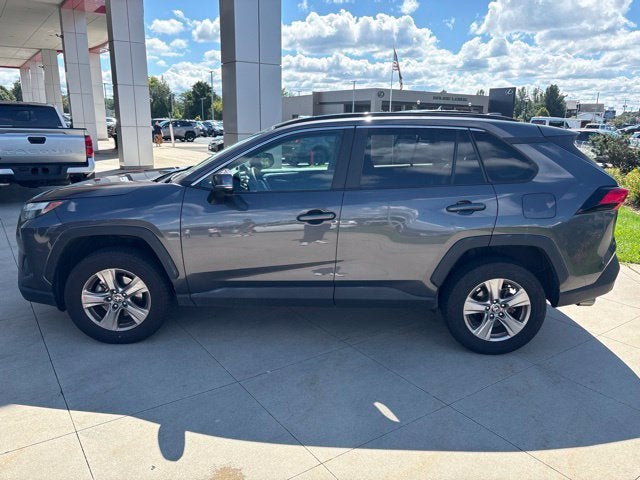 2024 Toyota RAV4 XLE FWD
