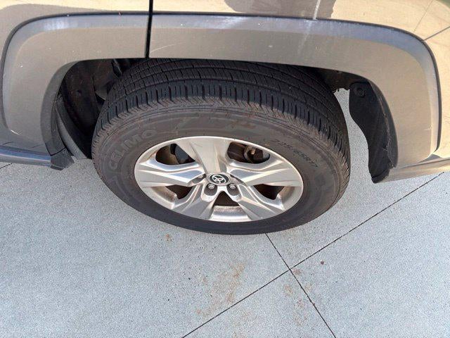 2024 Toyota RAV4 XLE FWD