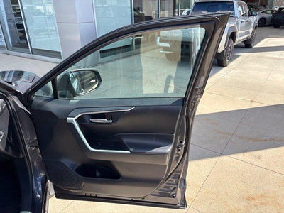 2024 Toyota RAV4 XLE FWD