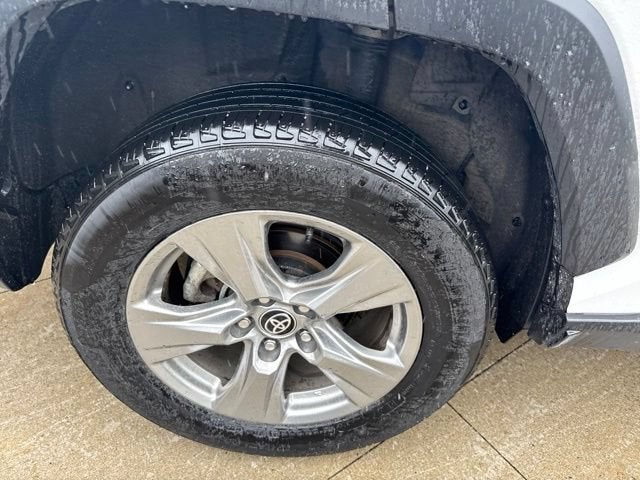 2024 Toyota RAV4 XLE FWD