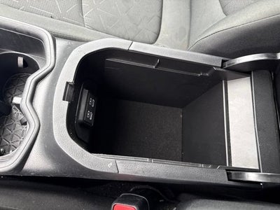 2024 Toyota RAV4 XLE FWD