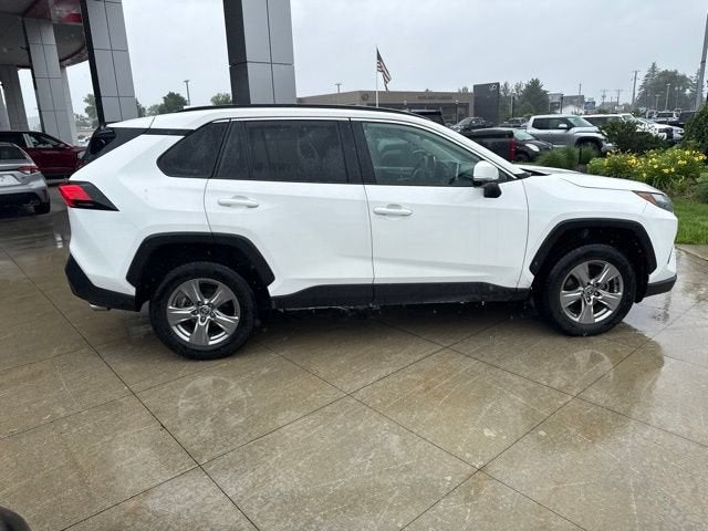 2024 Toyota RAV4 XLE FWD
