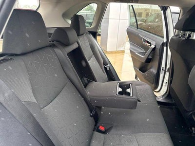 2024 Toyota RAV4 XLE FWD