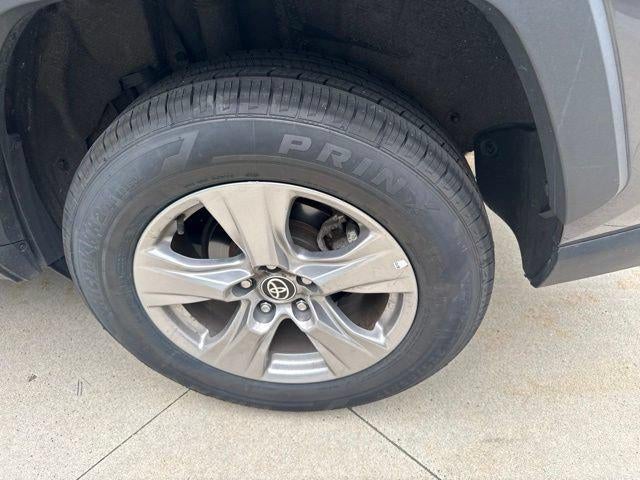 2024 Toyota RAV4 XLE FWD