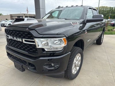 2022 RAM 2500 Big Horn 4x4 Crew Cab 6'4 Box
