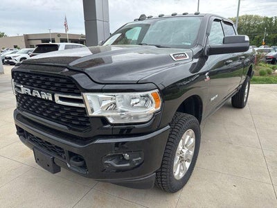2022 RAM 2500 Big Horn 4x4 Crew Cab 6'4 Box