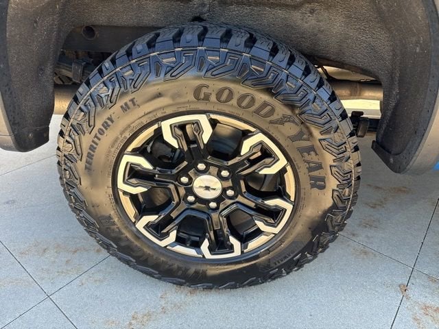 2023 Chevrolet Silverado 1500 4WD Crew Cab 147 ZR2