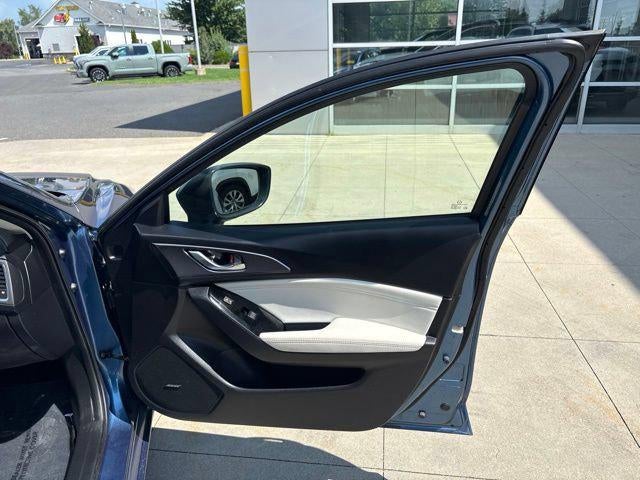 2018 Mazda Mazda3 Grand Touring Auto