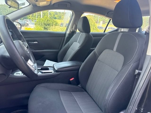 2024 Nissan Sentra SV CVT