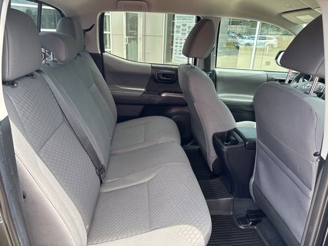 2023 Toyota Tacoma SR5 Double Cab 5' Bed V6 AT