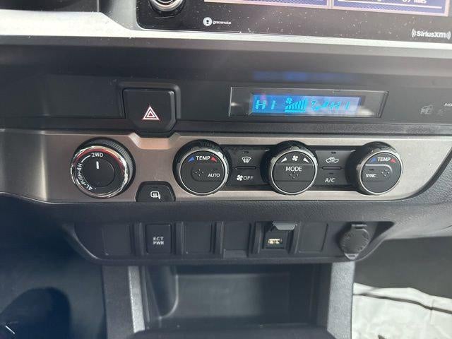 2023 Toyota Tacoma SR Double Cab 5' Bed V6 AT