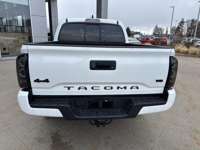 2023 Toyota Tacoma SR Double Cab 5' Bed V6 AT