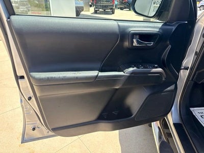 2016 Toyota Tacoma 4WD Double Cab V6 AT TRD Sport