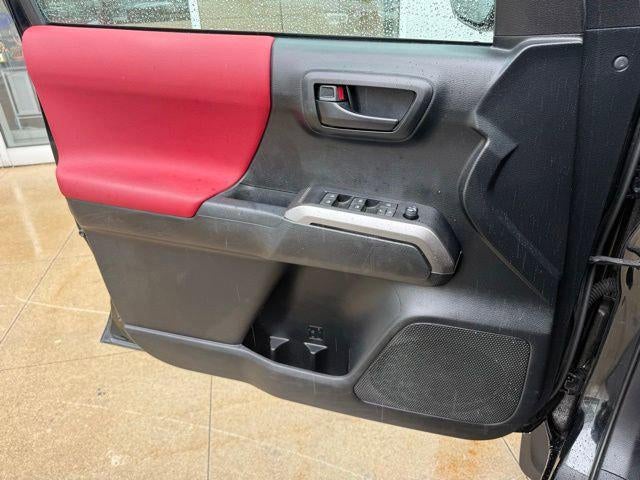 2021 Toyota Tacoma SR5 Double Cab 6' Bed V6 AT