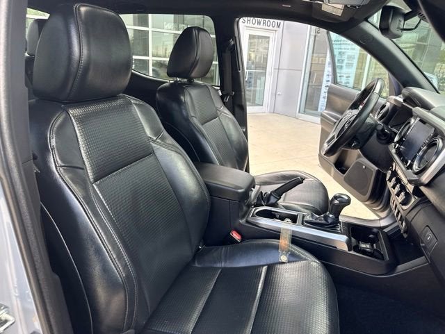 2020 Toyota Tacoma Limited Double Cab 5' Bed V6 AT