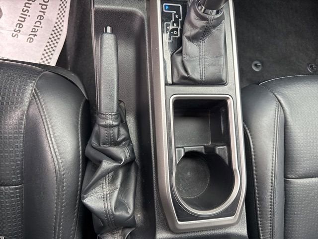 2022 Toyota Tacoma Limited Double Cab 5' Bed V6 AT
