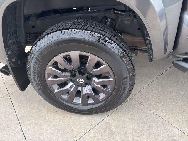 2022 Toyota Tacoma Limited Double Cab 5' Bed V6 AT