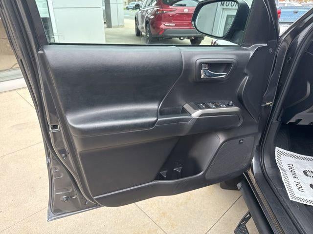 2022 Toyota Tacoma Limited Double Cab 5' Bed V6 AT