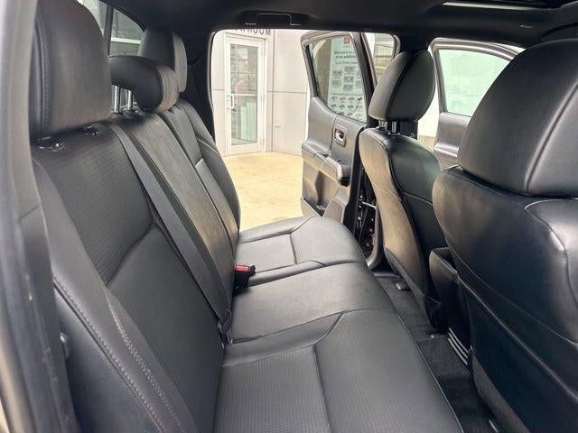2022 Toyota Tacoma Limited Double Cab 5' Bed V6 AT