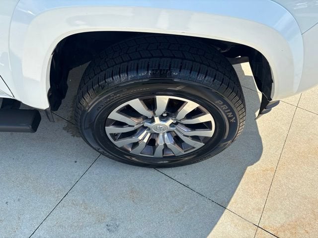 2021 Toyota Tacoma Limited Double Cab 5' Bed V6 AT