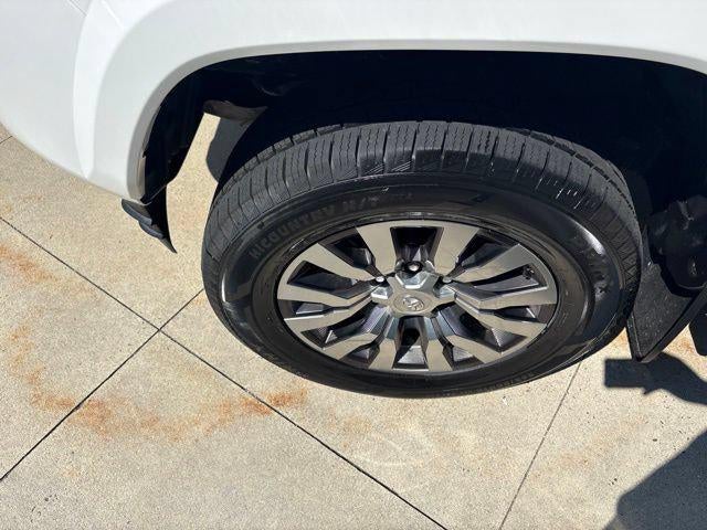 2021 Toyota Tacoma Limited Double Cab 5' Bed V6 AT