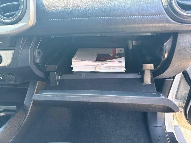 2021 Toyota Tacoma Limited Double Cab 5' Bed V6 AT